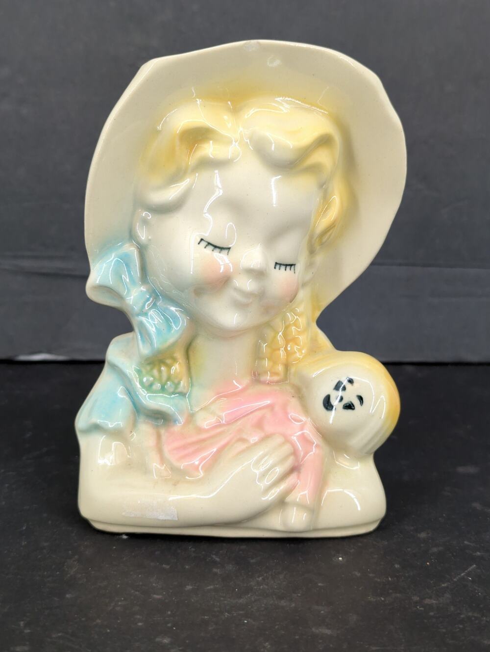 Vintage Ceramic Girl Bonnet Doll Head Vase Wall Pocket Figurine Headvase